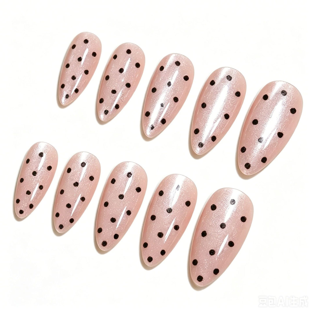 Stylish Polka Dot Press-On Nail Art Set Bowlift