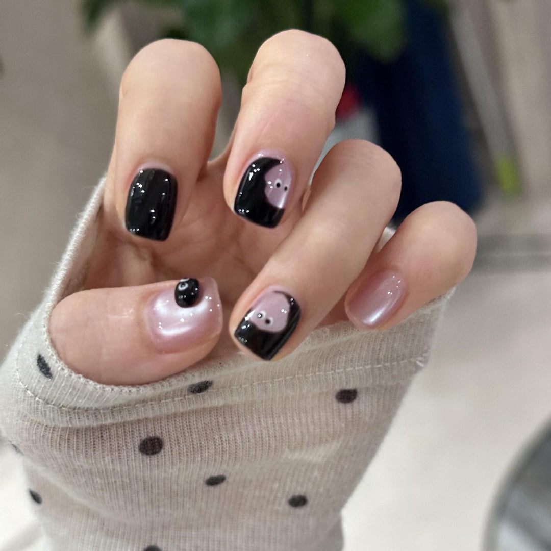 Artificial nails with modern geometric designs Bowlift
