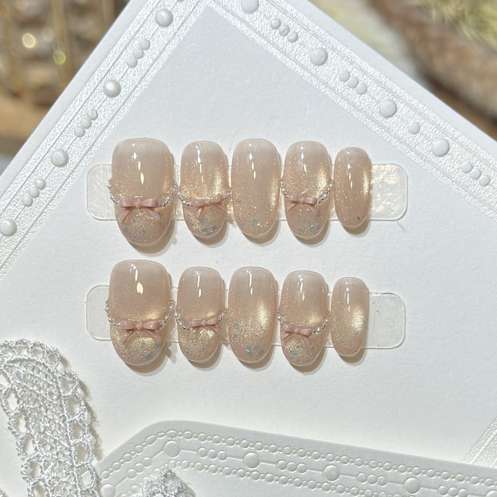 Themed Press-On Nail Art Set with Hello Kitty Designs Bowlift