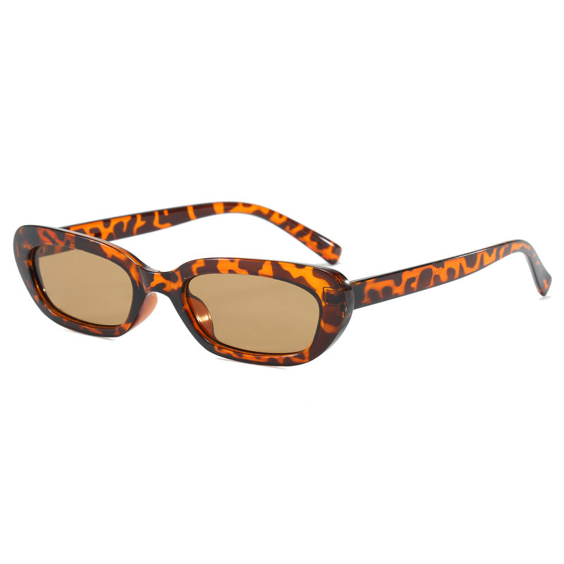 Women's fashionable sunglasses in elegant cat-eye design Bowlift