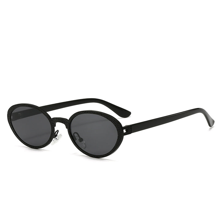Ladies Glamorous Sunglasses with Luxurious Jewelry Frame Bowlift