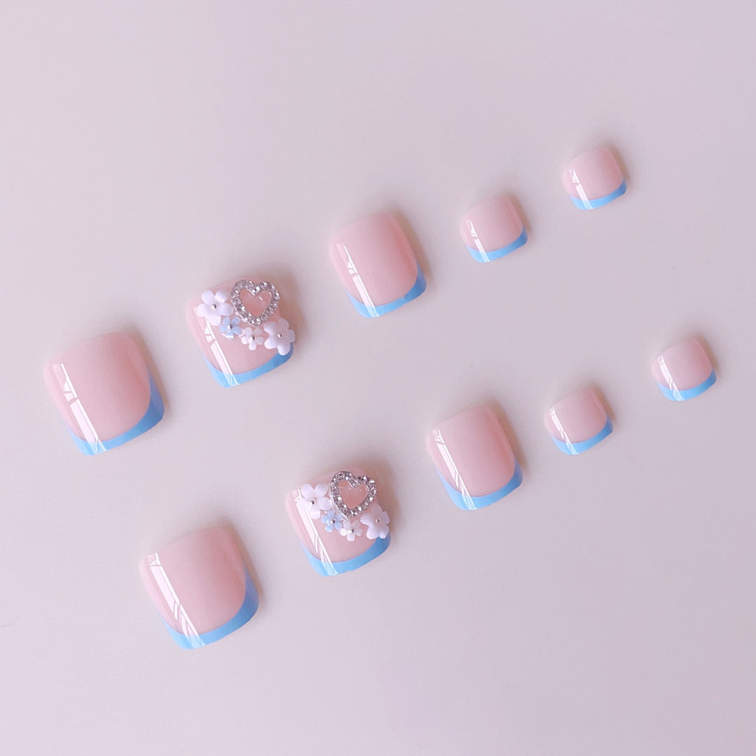Creative Toenail Art Bowlift