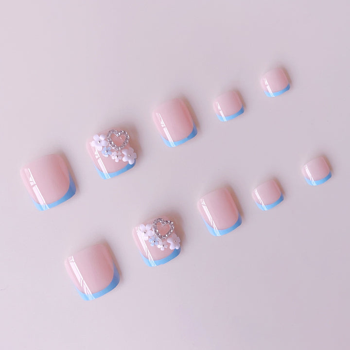 Creative Toenail Art Bowlift