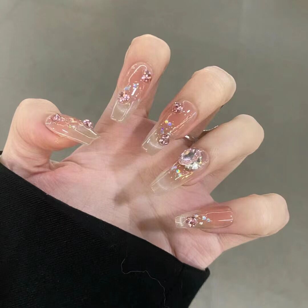 Premium Glamorous Press-On Nail Extensions Bowlift
