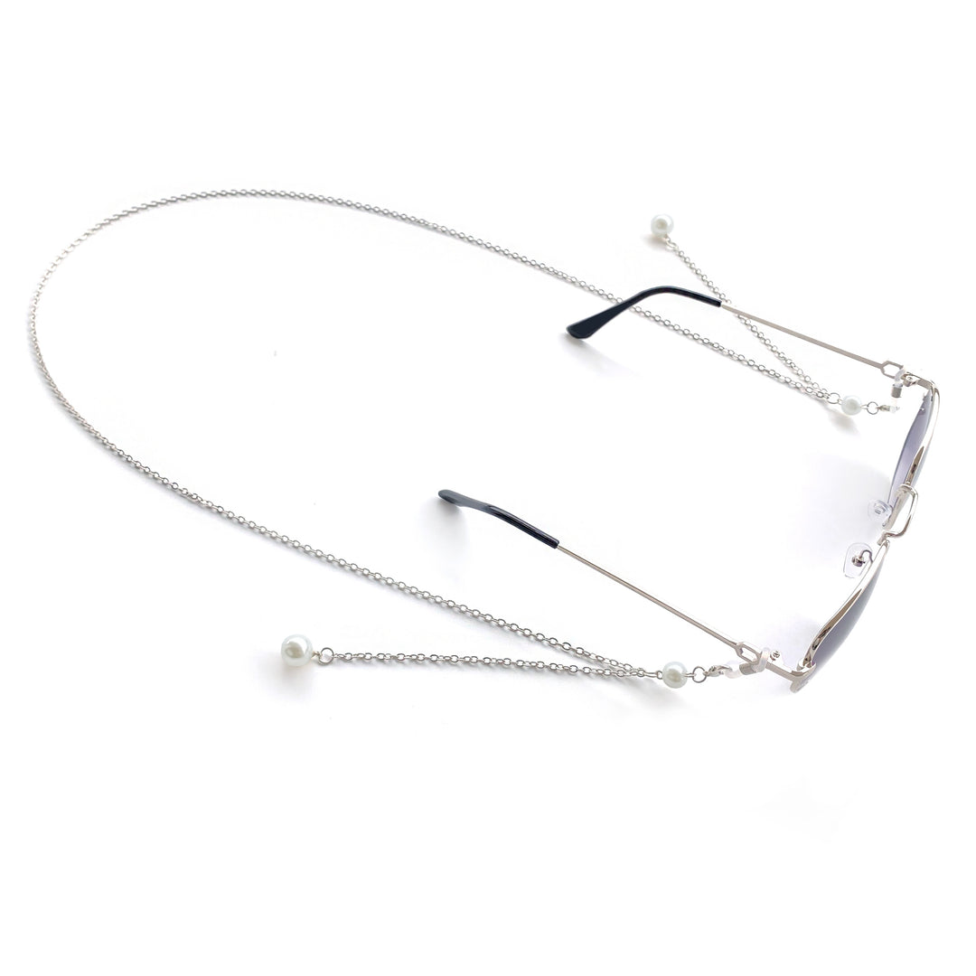 Elegant Pearl Accent Eyewear Chain Bowlift
