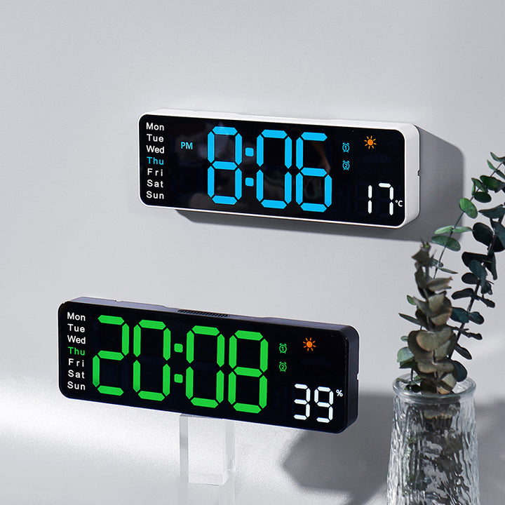 Digital radio alarm clock with temperature and day of the week display Bowlift