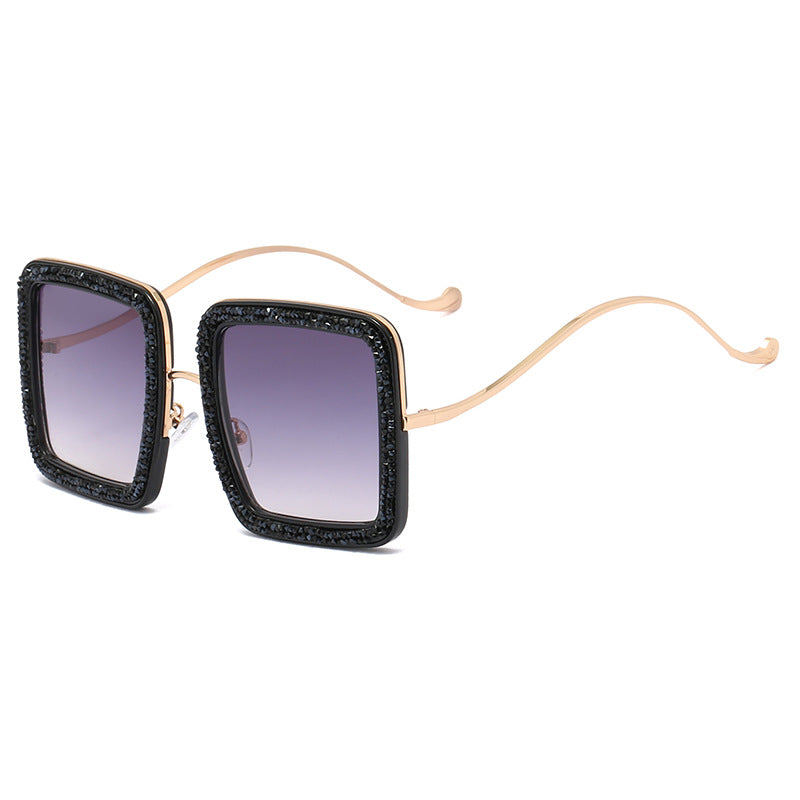 Women's glamorous sunglasses with sparkling crystal frame Bowlift