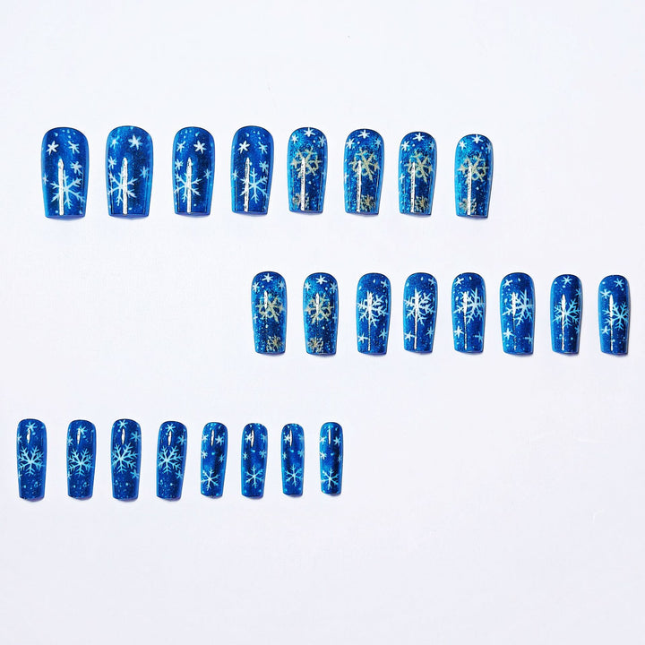 Festive Winter-Themed Glitter Nail Art Bowlift