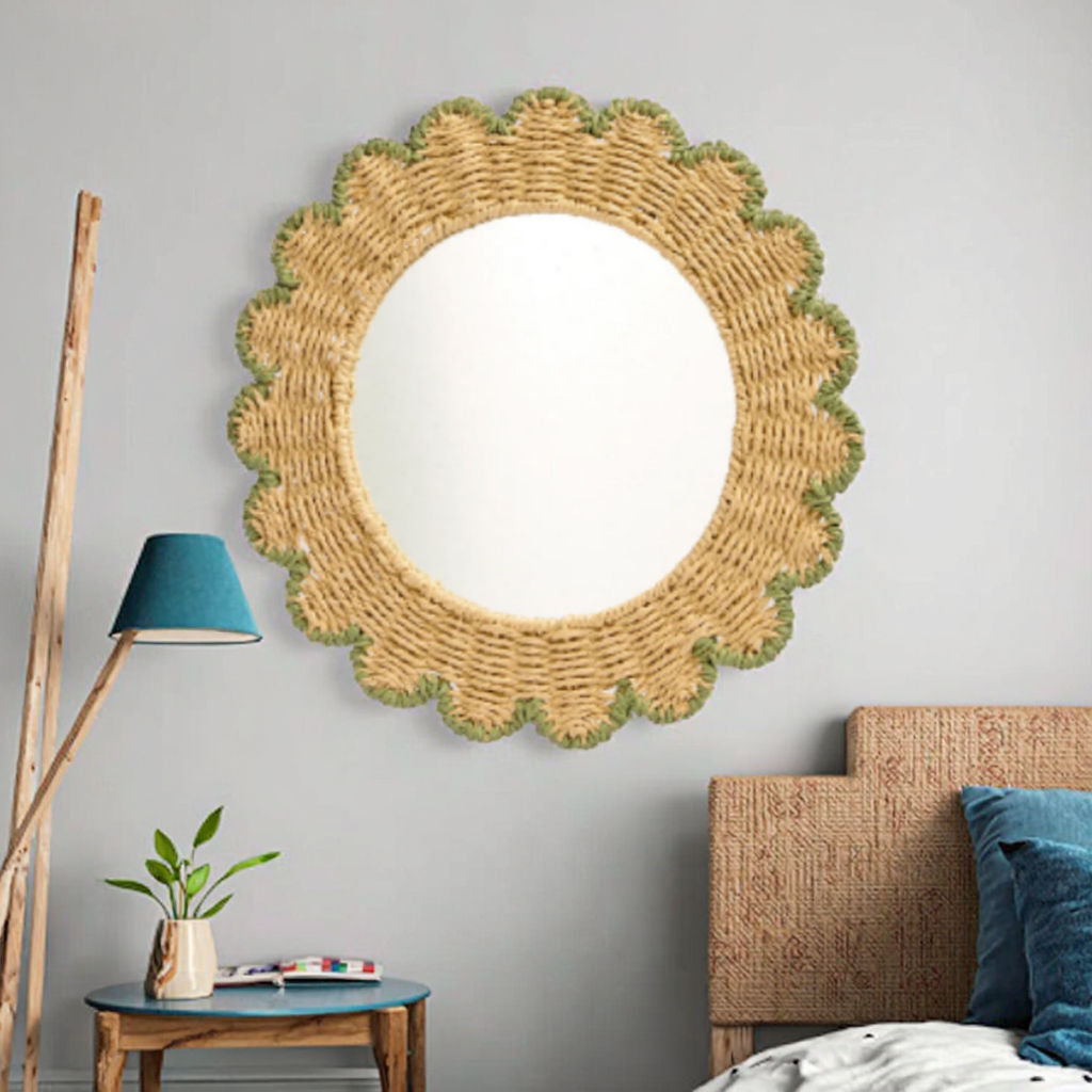 Decorative Round Wall Mirror with Natural Rattan Frame Bowlift