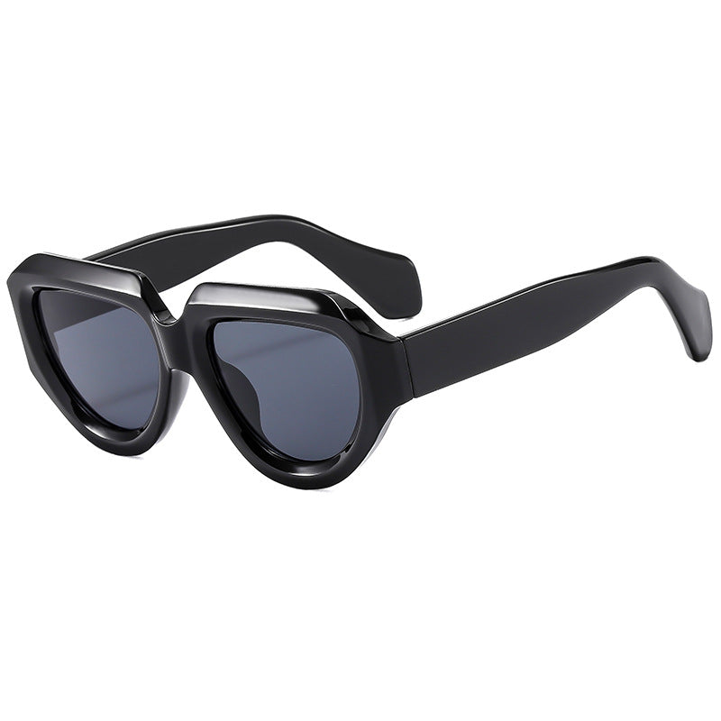 Women's Cat-Eye Sunglasses with Modern Transparent Frame and UV Protection Bowlift