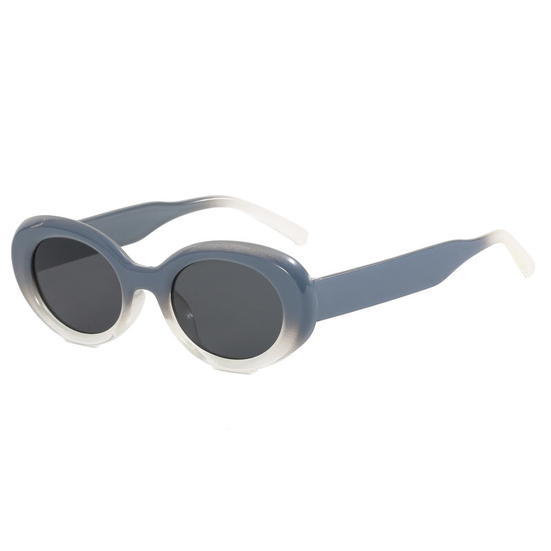 Ladies stylish sunglasses in extravagant leopard pattern Bowlift