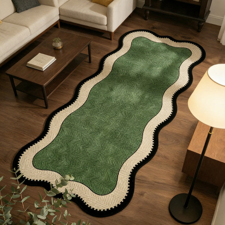 Stylish Scalloped Edged Runner Rug