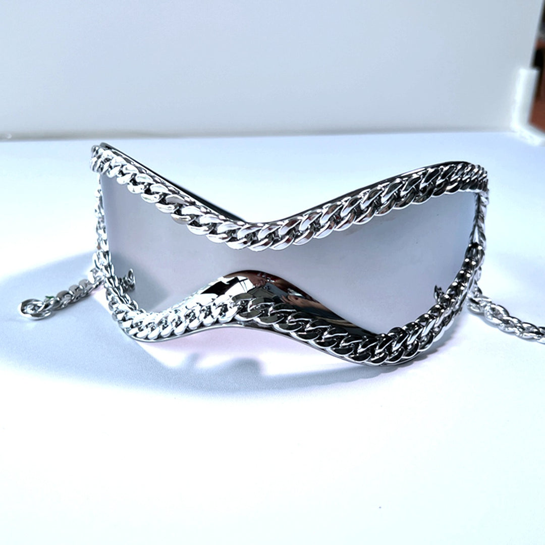 Women's trendy sunglasses with unique chain decoration Bowlift