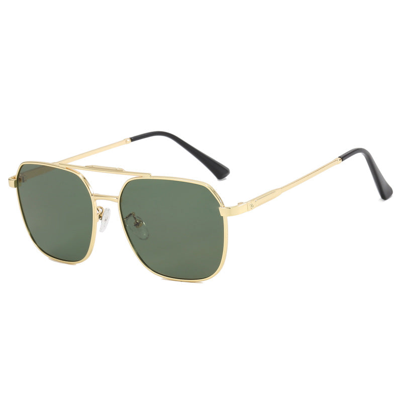 Women Fashionable Oversized Sunglasses in Elegant Shield Design Bowlift