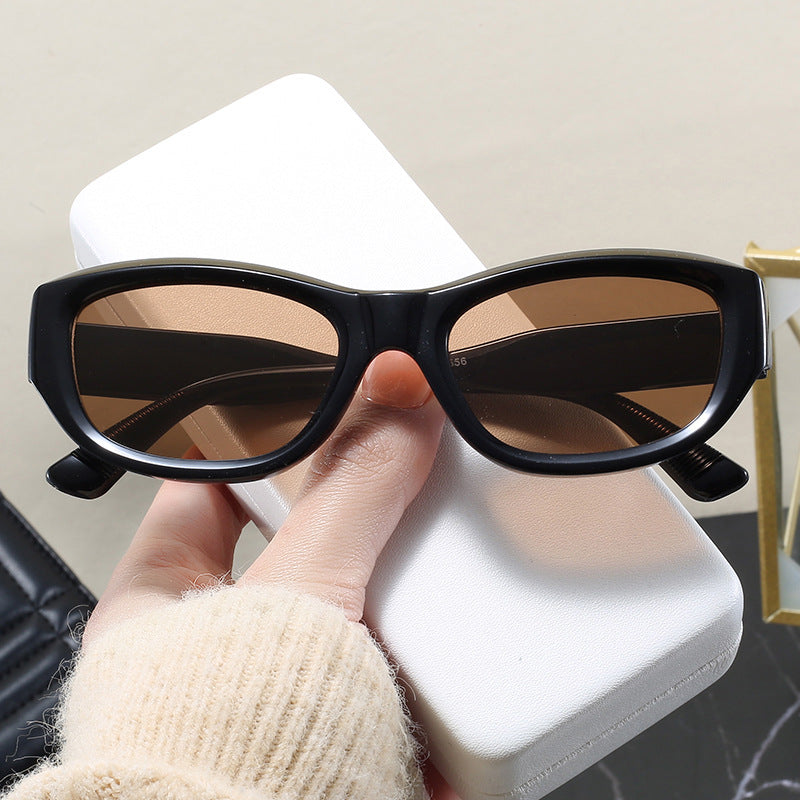 Women’s fashionable cat-eye sunglasses with a flexible frame and UV protection Bowlift