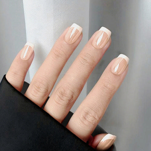 French Tip Press-On Nail Art Set Bowlift