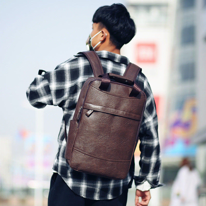 Elegant backpack with versatile compartments Bowlift