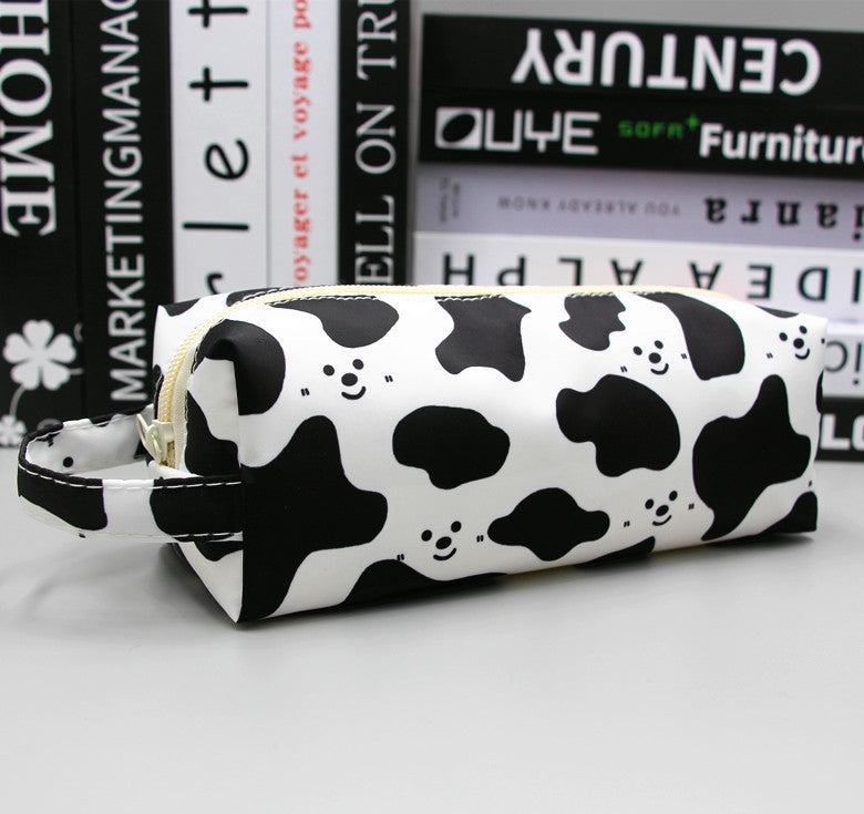 Checkered Pattern Pencil Pouch Bowlift
