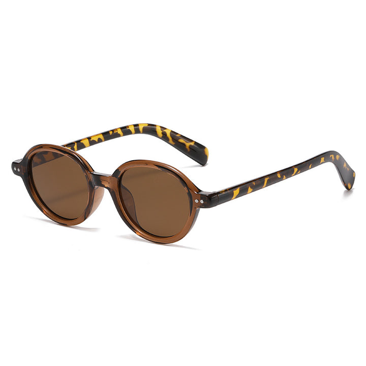 Retro-Inspired Clear Frame Eyeglasses