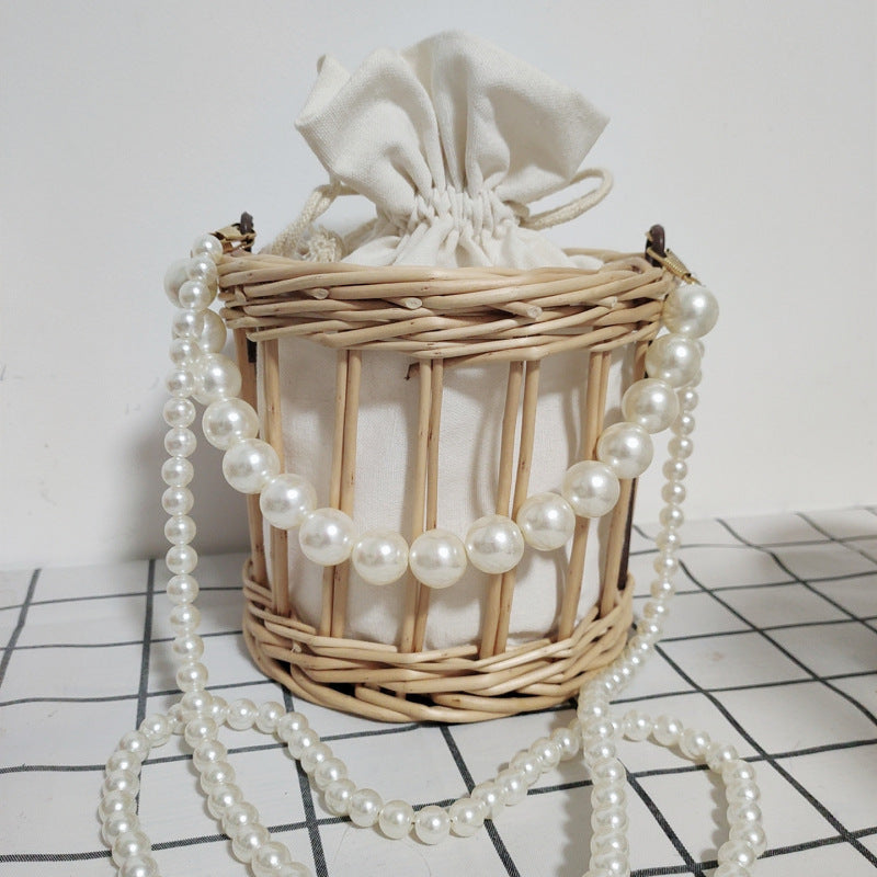 Women's basket bag with pearl jewelry closure Bowlift