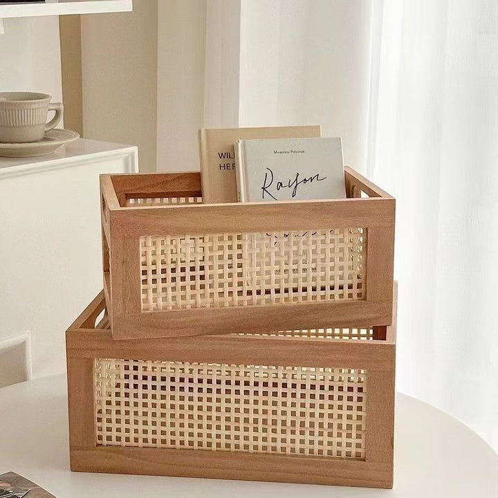 High-quality storage basket with rattan details Bowlift