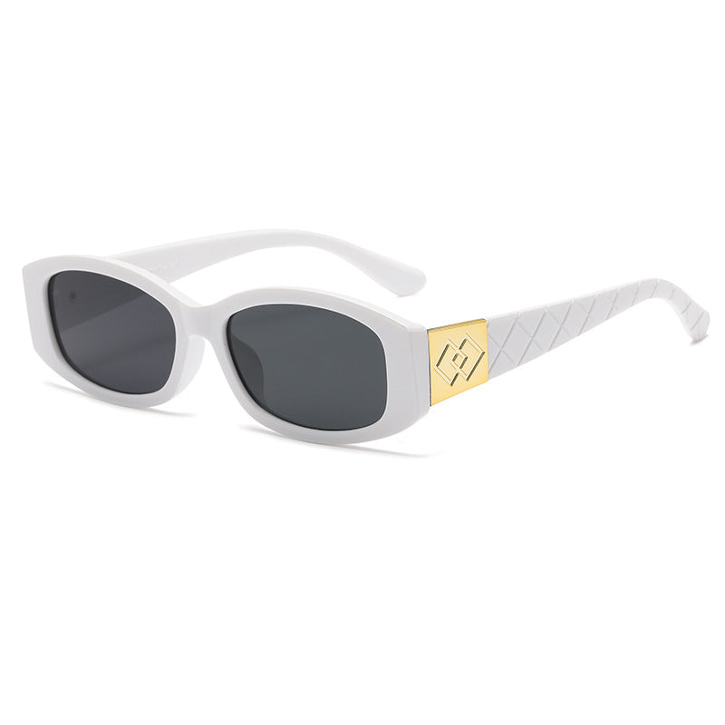Women's modern sunglasses with unique golden frame Bowlift