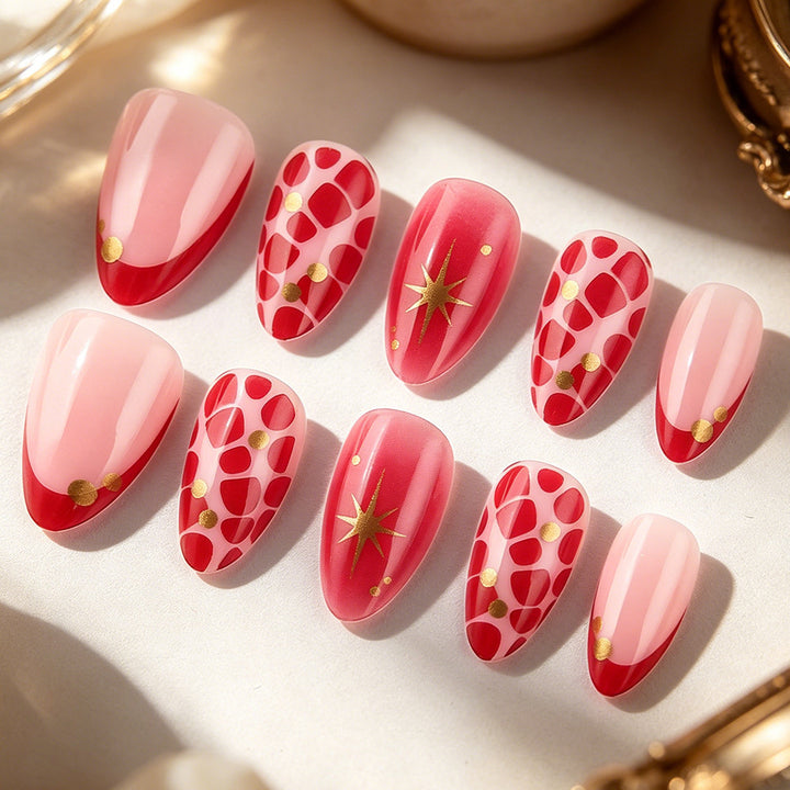 Decorative Nail Art Set with Golden Accents Bowlift