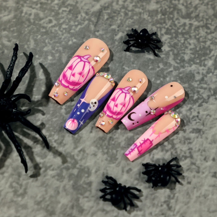 Artful Halloween Nail Art with Trendy Designs and Glitter Bowlift