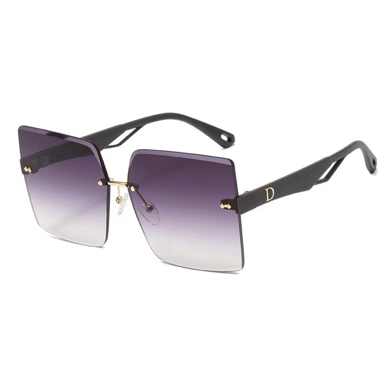 Women's fashionable square sunglasses with luxurious and elegant frame Bowlift