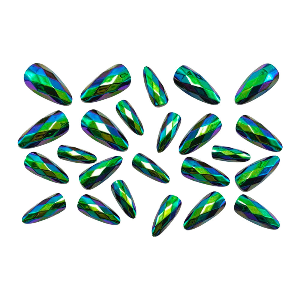 Glamorous artificial nails with faceted design Bowlift