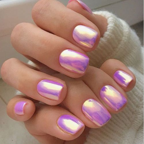 Elegant Iridescent Press-On Nail Tips Bowlift