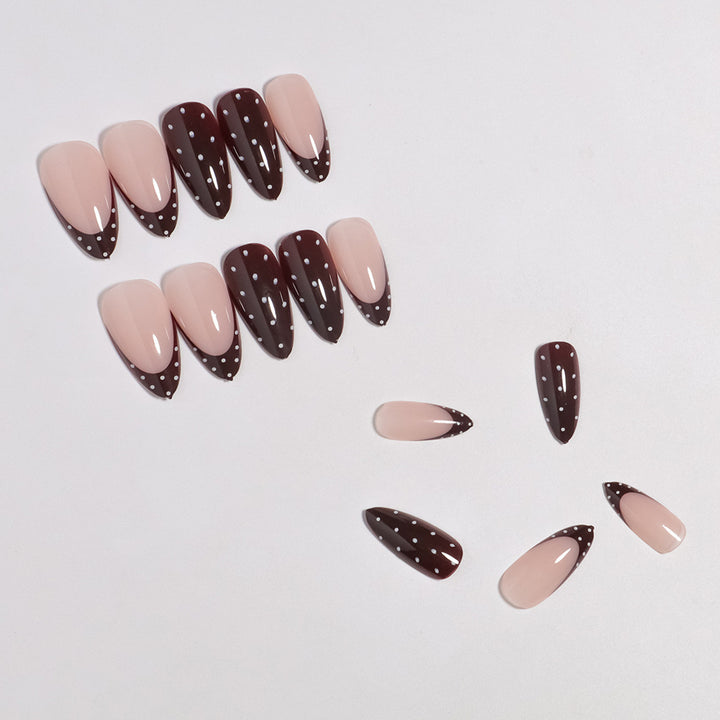 Artistic Press-On Nail Set with Heart and Polka Dot Design Bowlift