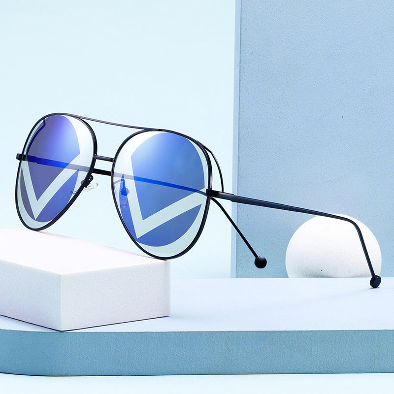 Ladies fashionable geometric sunglasses Bowlift