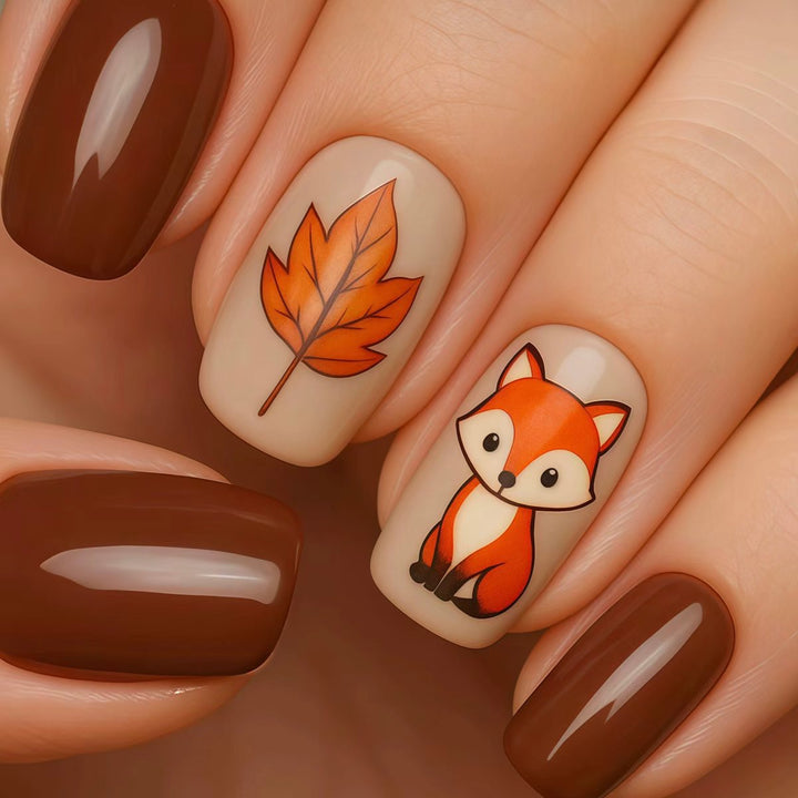Thematic Fox and Leaf Nail Art Set Bowlift
