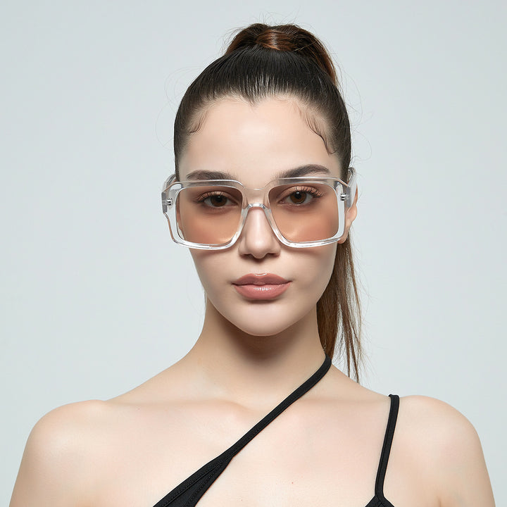 Women's stylish square sunglasses in modern tortoiseshell design Bowlift