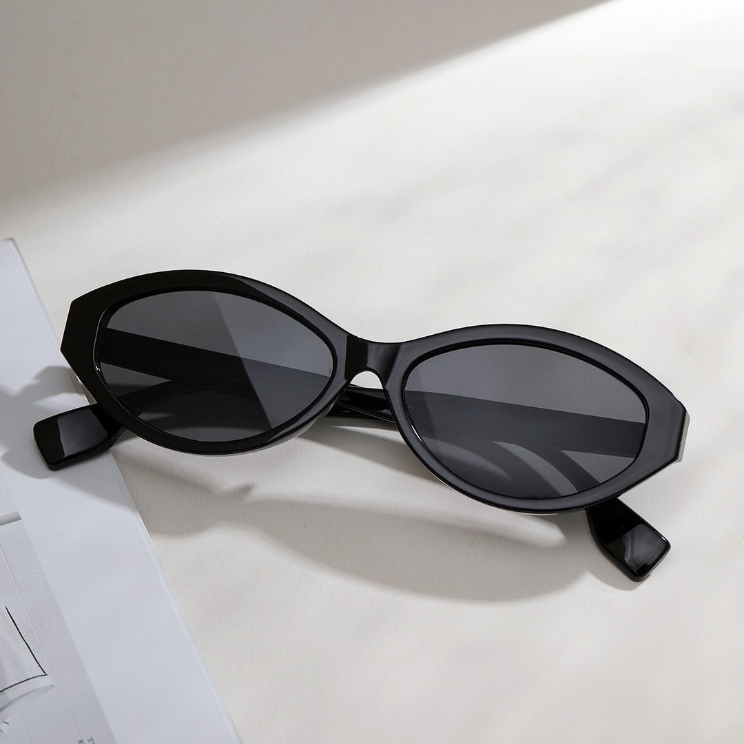 Ladies' fashionable cat-eye sunglasses with ergonomic frame Bowlift