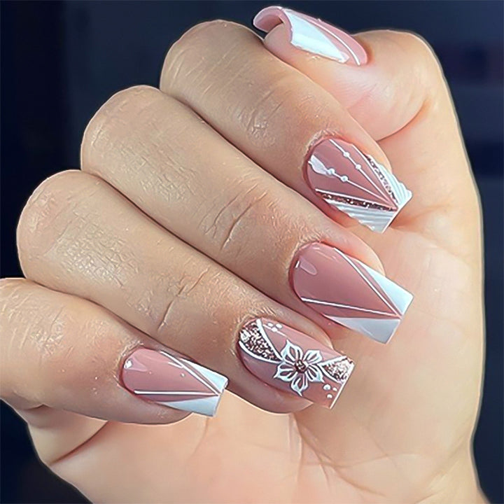 Artistic nail art with floral design Bowlift
