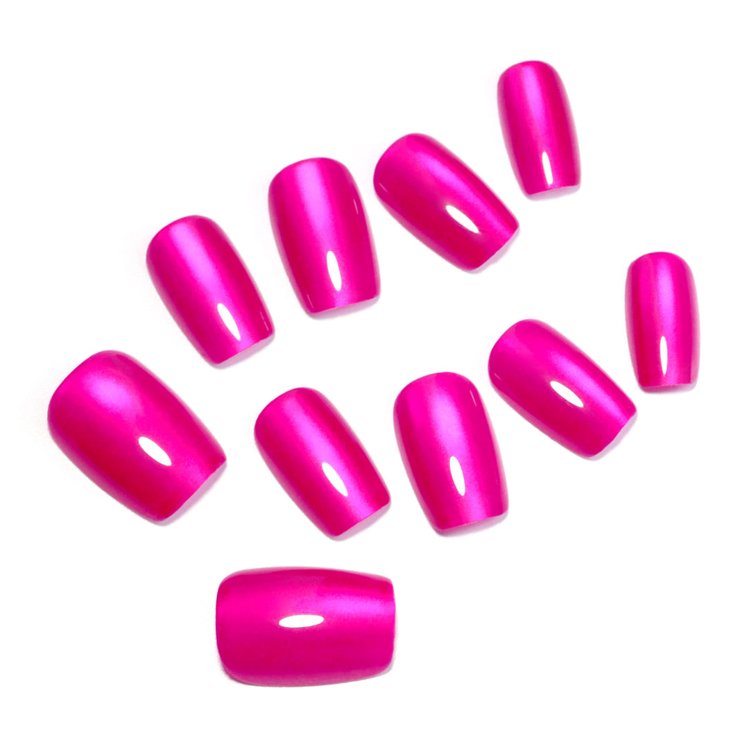 Artificial high-gloss nails with elegant design Bowlift