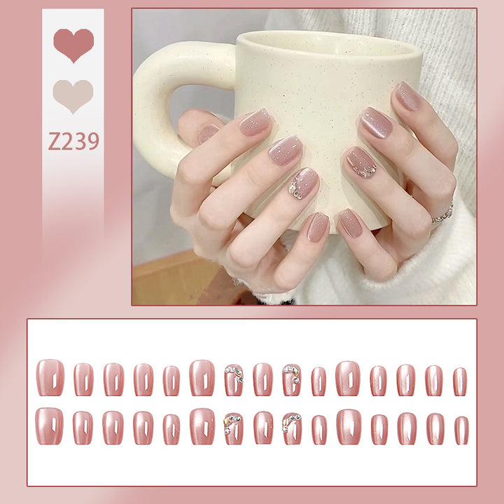 Glittering artificial nail tips with elegant details Bowlift