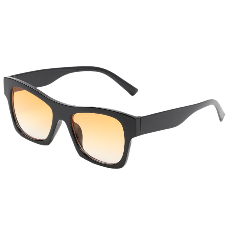 Ladies fashionable sunglasses in elegant square design Bowlift