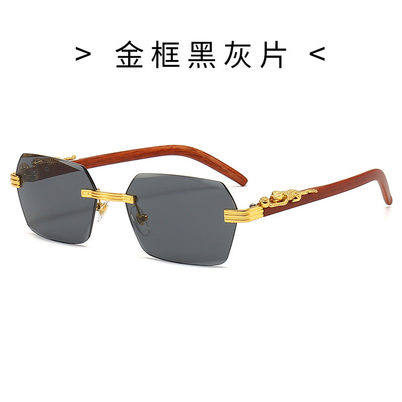 Ladies Designer Sunglasses with Artistic Wooden Frame and Elegant Glass Elements Bowlift