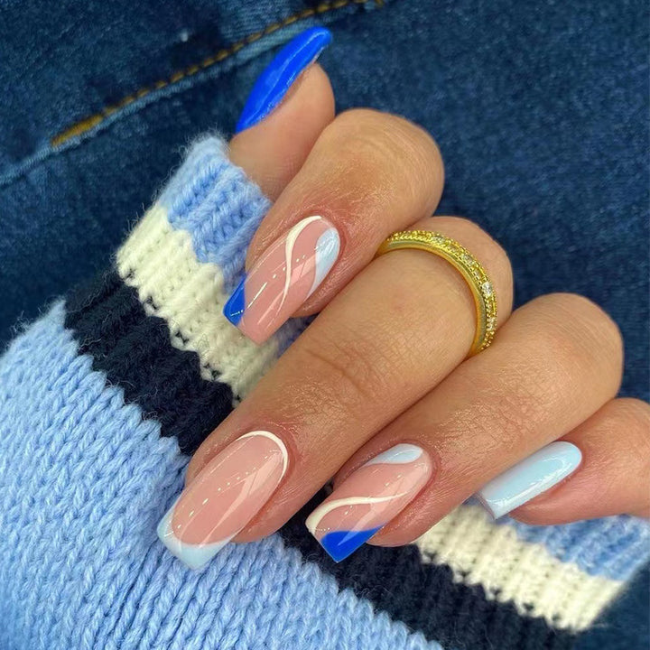 Artful nail extensions with an elegant leaf pattern Bowlift