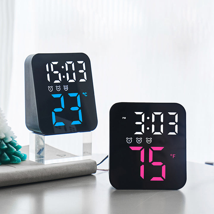 Digital table clock Bowlift