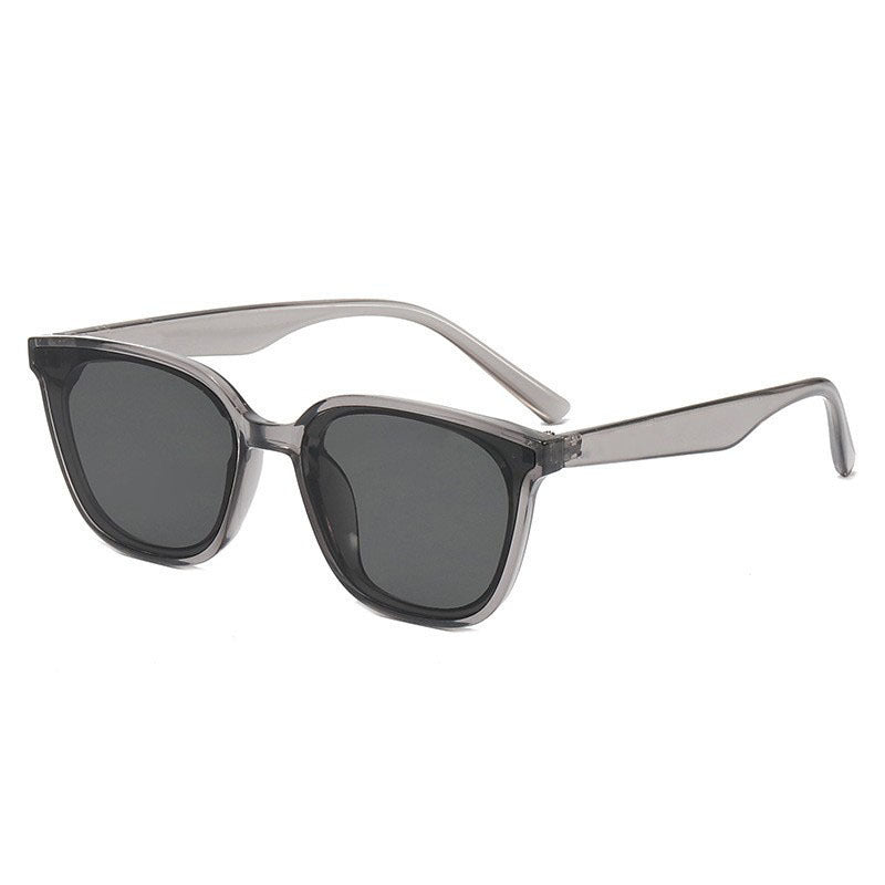 Ladies Cat-Eye Design Sunglasses with protective UV filter Bowlift