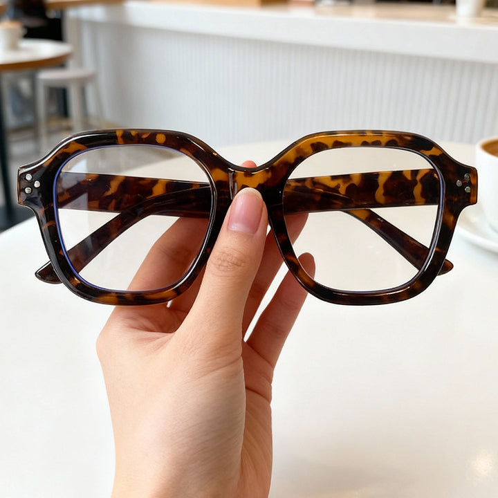 Elegant Oversized Square Frame Sunglasses Bowlift