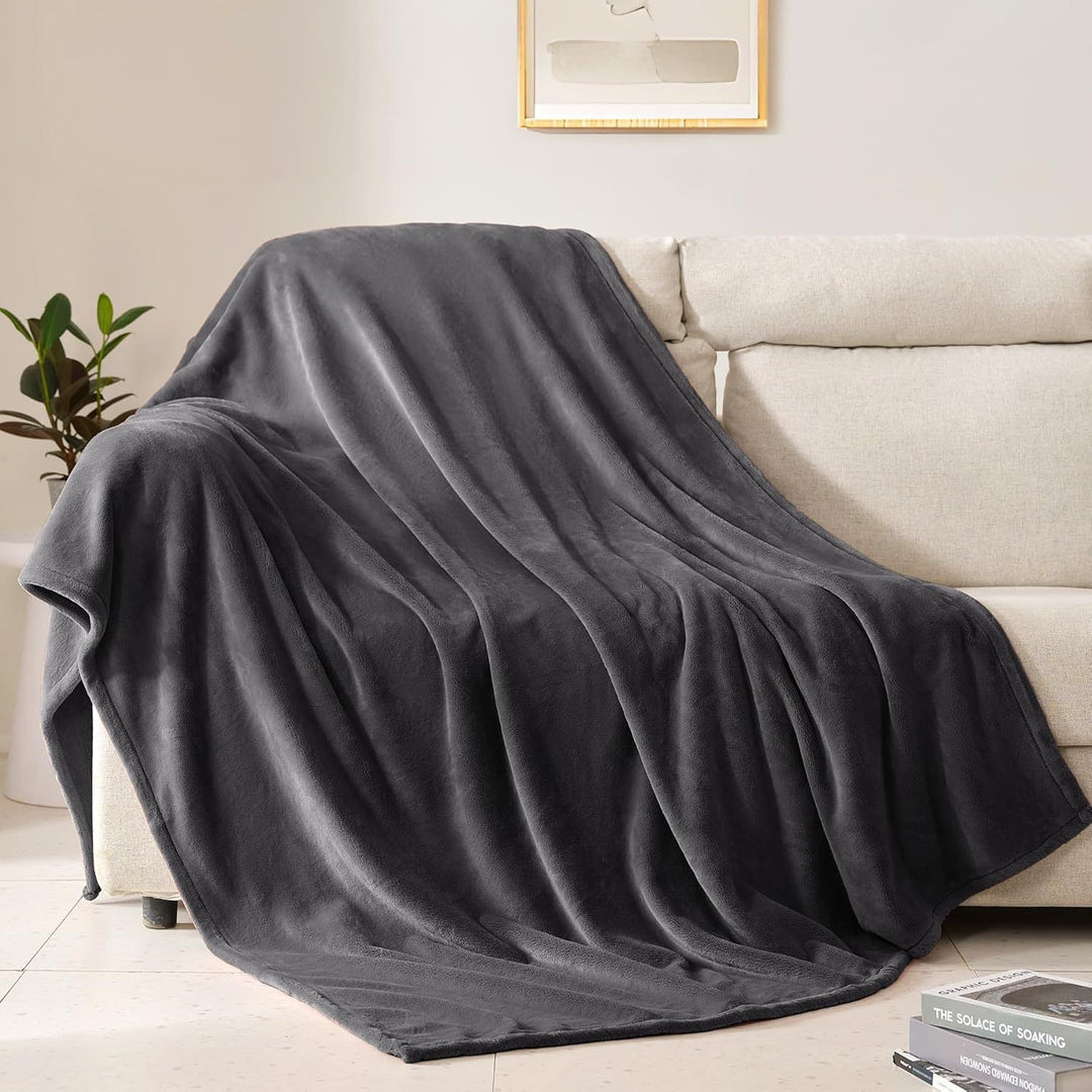 Ultra-Soft Microfiber Throw Blanket Bowlift