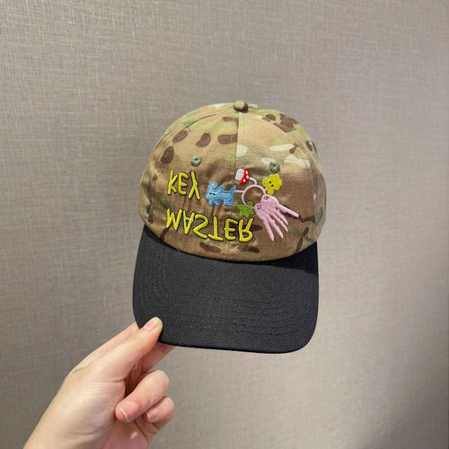 Unisex Embroidered Camo Cap Bowlift