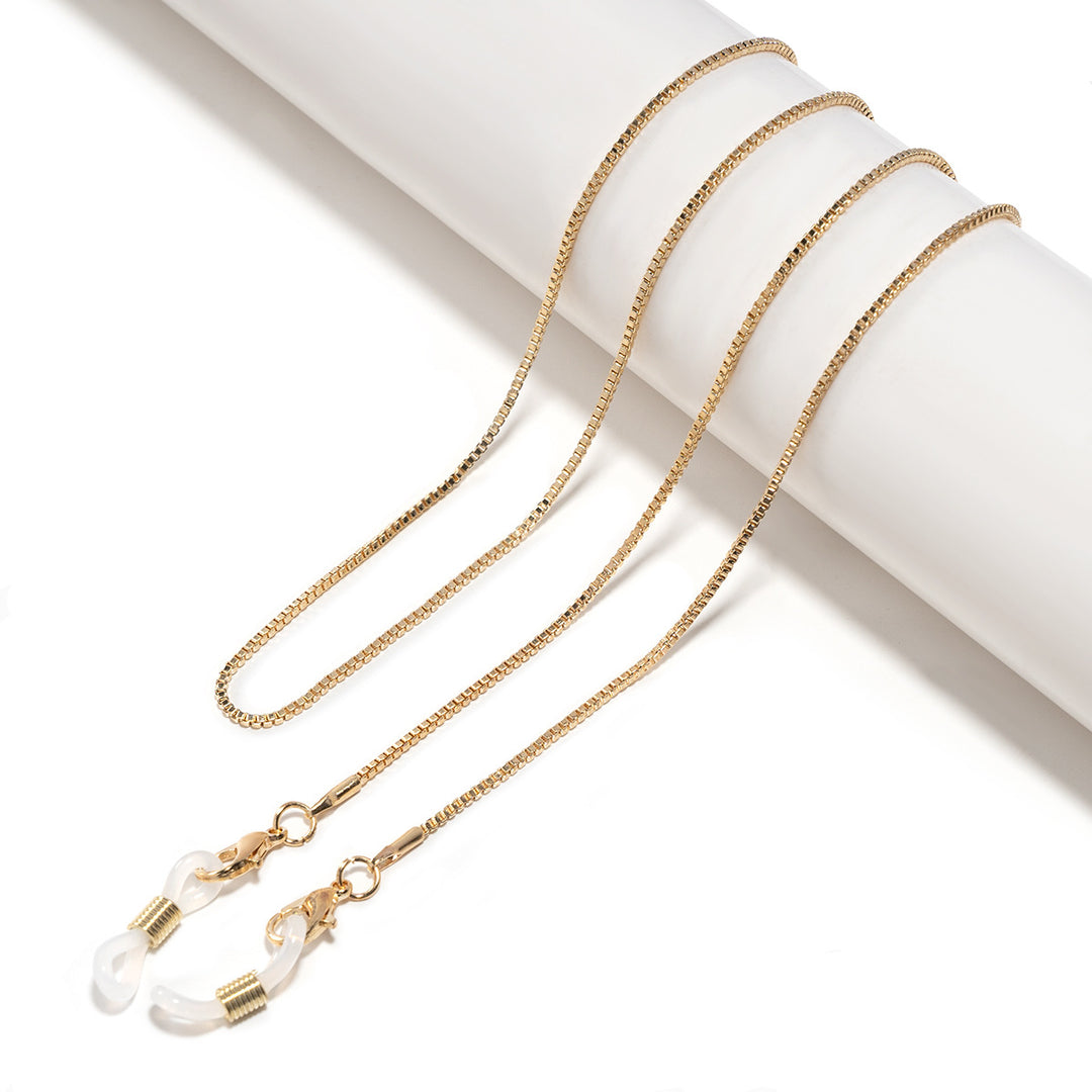 Minimalist Eyewear Chain Bowlift