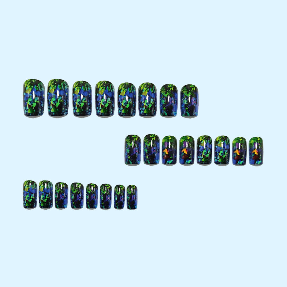 Glamorous artificial nails Bowlift