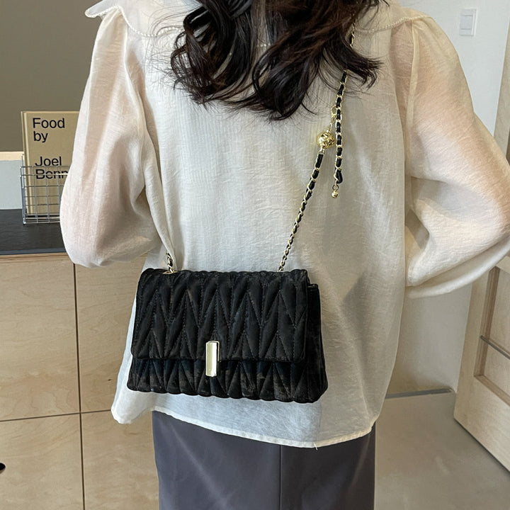 Quilted Chain-Strap Handbag Bowlift